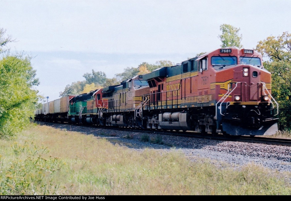 BNSF 7681 West